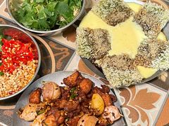 -顶上头•螺蛳粉火锅(德思勤复地星光店)