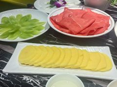 -秦宝雪花牛肉养生火锅(大兴九臻店)