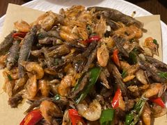-肆海小川菜酒馆Wine Bistro (青年路店)