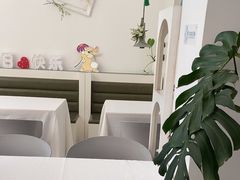 -春树下·树屋花房西餐厅(罍街AS1980店)