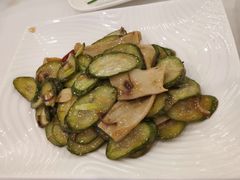 香菌酱脆瓜炒羊肚-新兴家喻酒家·羊城名宴(昌岗店)