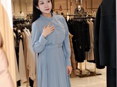 -王府井百货熙地港店