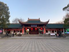 -巴陵广场