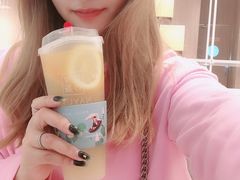 -奈雪的茶(湖滨银泰in77C区PRO店)