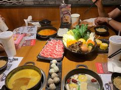 -呷哺呷哺 黄金牧场 (欢乐谷店)