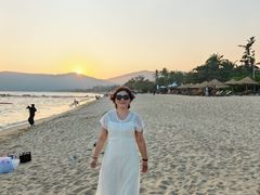 -亚龙湾中心广场