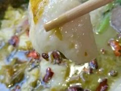 -周鱼小馆石锅酸菜鱼(活力汇店)