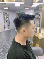 -即型男士理发工作室