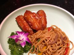-K+全国连锁KTV(绿地缤纷天地店)