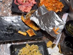 -啊美丽炭火烤肉(滑翔一店)