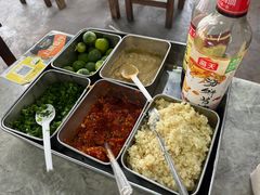 -四川小胡子海鲜(丁村万人海鲜广场店)