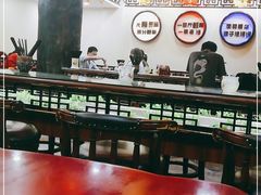 大堂-金杨拉面王小吃面馆·牛三宝面·红烧牛肉粉