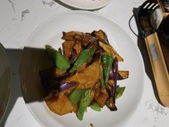 -关东小磨东北菜(漕河泾印象城店)