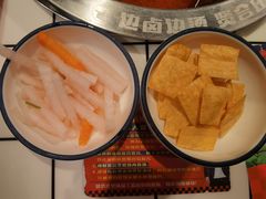 -喜悦小串丹东小黄牛海鲜烧烤大排档(民主广场店)