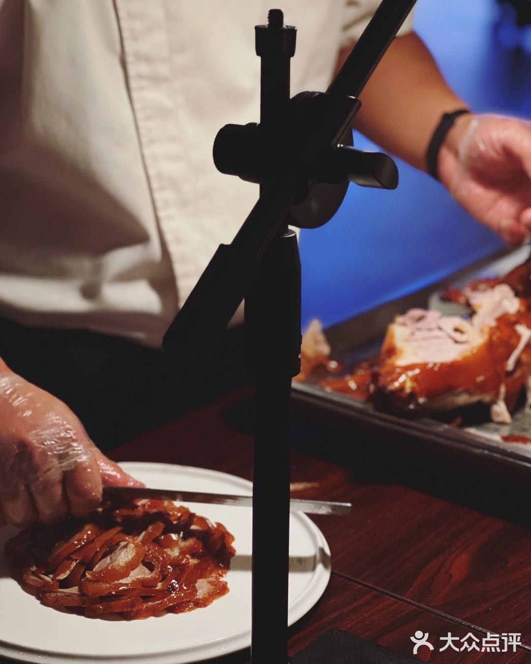 京城最美的天鹅酥！亮马河畔高端宴请首选地