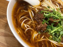 红烧牛肉面-南城香·饭香串香馄饨香(青年路店)