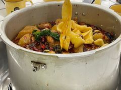 -晓彭肥肠鸡·泡椒鸡火锅(水木天地店)