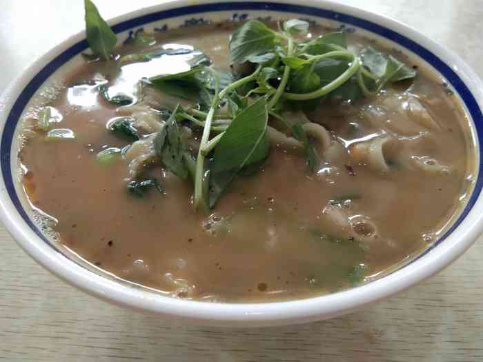 小谭刀削面(奎星路五店)-"阜阳的一些小的餐饮,说实话,还是有些地道.