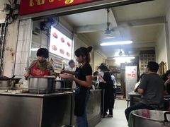 -Kha Mu Charoensang(Silom)