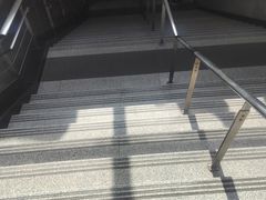 -体育场(地铁站)