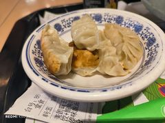 -蒙自源米线大王(东站店)