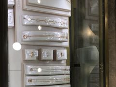 -海星奢选二手奢侈品手表包包鉴定回收寄卖(墨玉南路店)