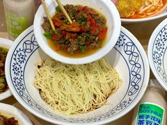 -李与白包子铺(桐梓林店)