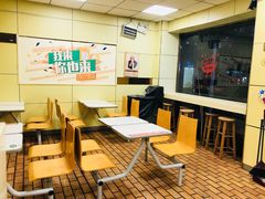 -华莱士·全鸡汉堡(五号路店)