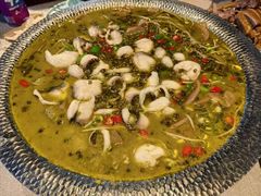 -有红鸡毛店·川菜(建设路店)