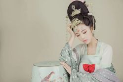 -盘子女人坊古装写真摄影(厦门总店)