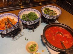 -九锅一堂酸菜鱼(新南凯德直营店)