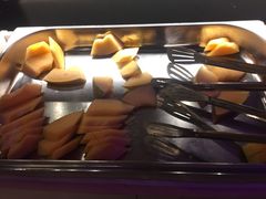 -樱花里音乐餐吧·牛扒椰子鸡(东圃店)