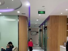 -雅悦齿科(顾村公园店)