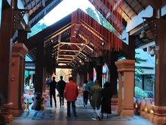 -西双版纳洲际度假酒店-海鲜傣味烧烤·侬香全日制餐厅