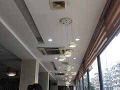 靠窗位-鑫悦楼煎蟹·16年海鲜大排档