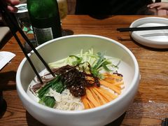 鸡丝凉米线-云海肴·汽锅鸡·云南菜(美罗城店)