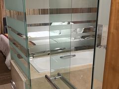 -岳阳阿波罗御庭酒店(岳阳楼区南湖广场店)