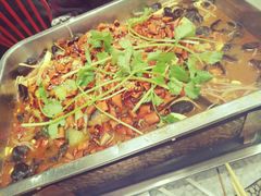 -云晓光头烧烤吧(新大陆广场店)