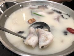 锅仔财鱼饺-亢龙太子酒轩(东湖店)