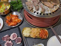 -允辛家·自助泥炉烤肉(九亭店)
