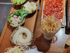 -黔有有贵州酸汤夺夺粉火锅(五味十字店)