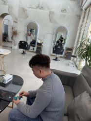 -苏奇发型·烫发染发