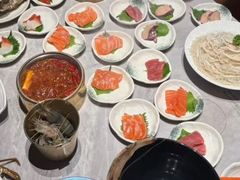 -雍容荟帝王蟹活龙虾展台自助(IFS黑金店)