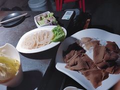 -锅说大脸毛肚重庆老火锅(佐阾店)