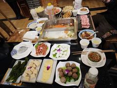 -百年川椒重庆老火锅(光谷店)