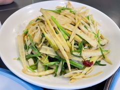 竹笋韭菜-谢师酒家