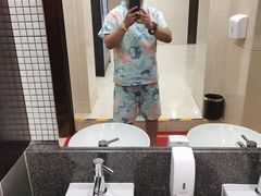 -碧中海汤泉汗蒸酒店