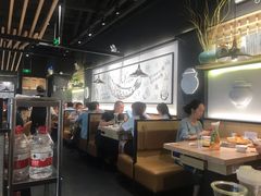大堂-山城外·非遗酸菜鱼(蜀都万达店)