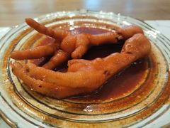 卤鸡爪-十面欢腾·海鲜面·台式Bistro(长乐路店)
