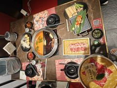 -一绪に和牛寿喜烧(罗湖益田假日店)